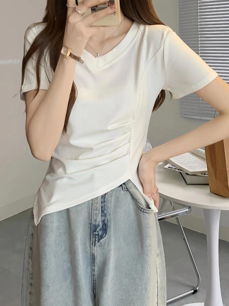 挖到寶了！收腰設計短袖上衣，柔軟舒適又親膚，姐妹必備！